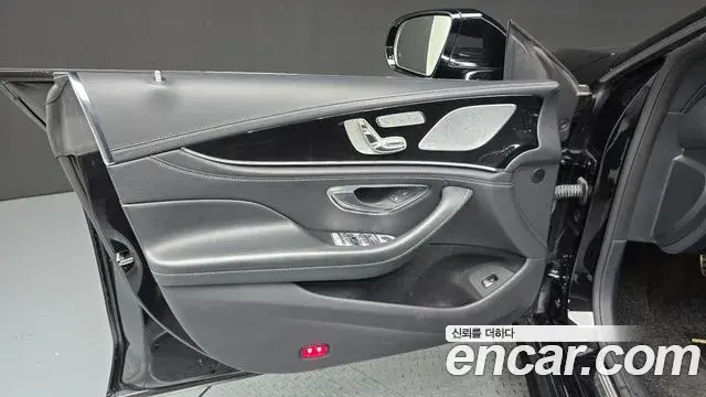 Mercedes-Benz AMG GT 2021 — Photo 6/33