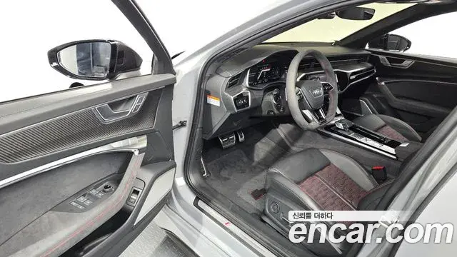 Audi RS6 2025 — Photo 8/33
