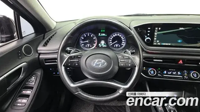 Hyundai Sonata 2022 — Фото 15/20