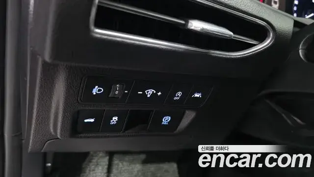 Hyundai Sonata Hybrid 2022 — Şəkil 28/34