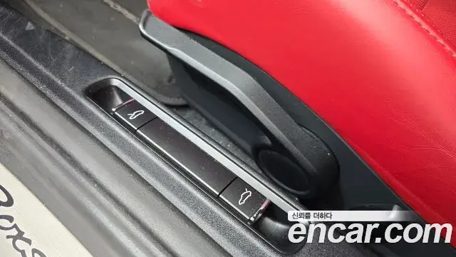 Porsche 718 Boxster 2019 — ფოტო 26/30