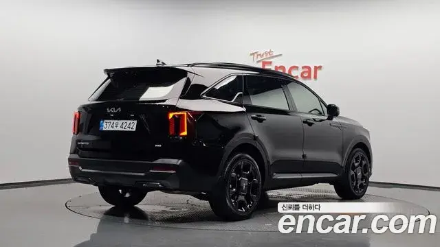 Kia Sorento 2025 — Фото 2/20