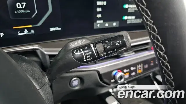 Kia Sorento 2025 — Фото 16/20