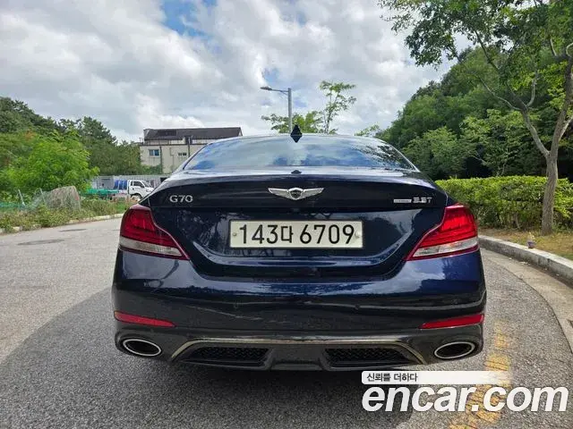Genesis G70 2020 — ფოტო 17/20