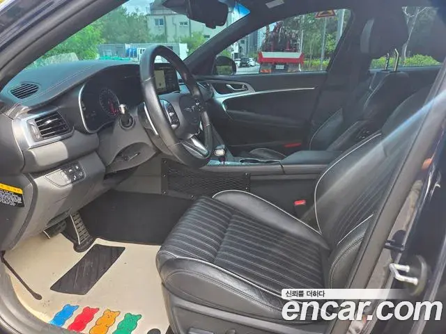 Genesis G70 2020 — ფოტო 20/20
