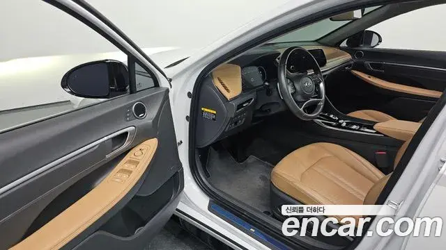 Hyundai Sonata 2019 — Фото 10/20