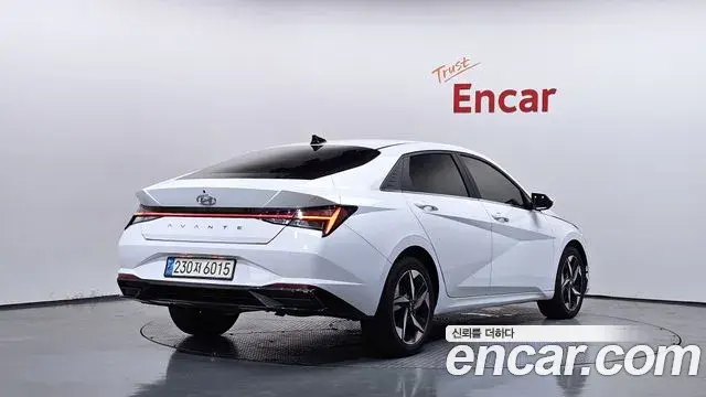 Hyundai Avante 2022 — Фото 2/20
