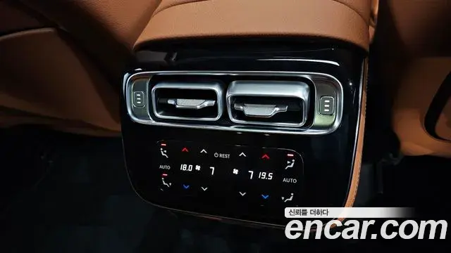Mercedes-Benz S-Class 2021 — Фото 17/20