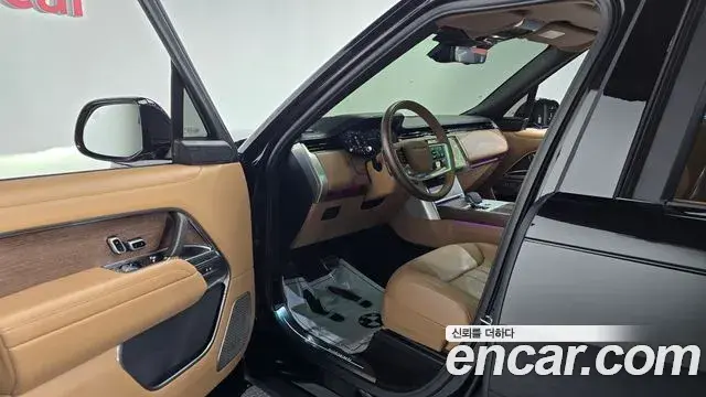 Land Rover Range Rover 2025 — Photo 25/41