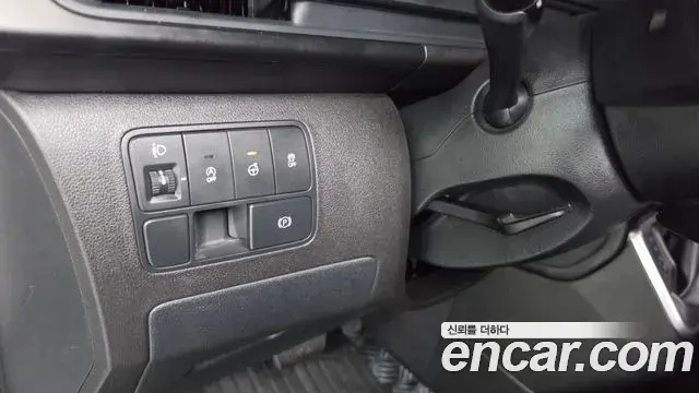 Hyundai Staria 2023 — Фото 14/20