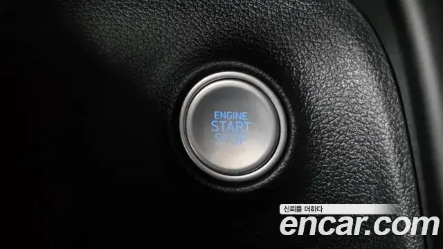 Hyundai Staria 2023 — Фото 16/20