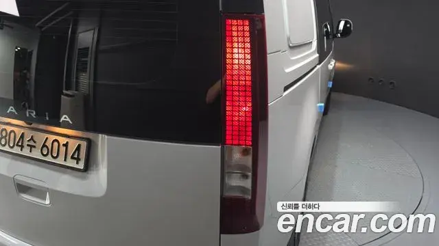 Hyundai Staria 2023 — Şəkil 24/30