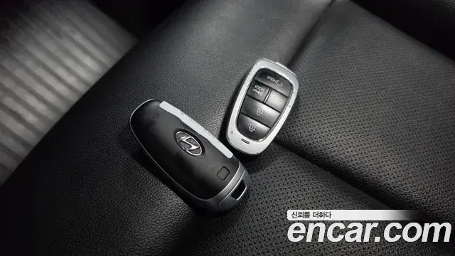 Hyundai Staria 2023 — Şəkil 4/30