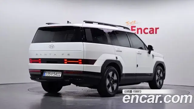 Hyundai Santa Fe 2024 — Photo 27/33