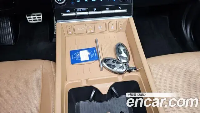Hyundai Santa Fe 2024 — Photo 2/33