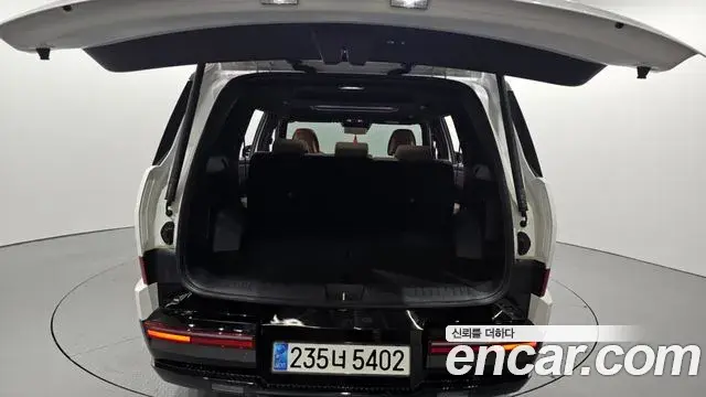 Hyundai Santa Fe 2024 — Photo 5/33