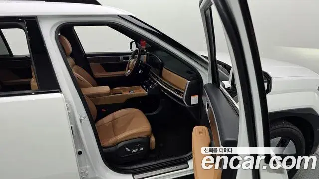 Hyundai Santa Fe 2024 — Photo 22/33