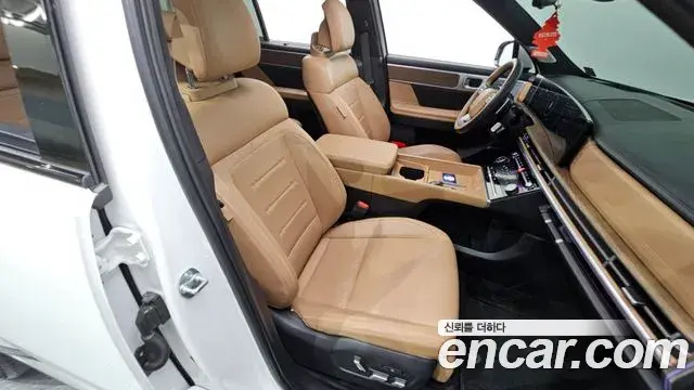 Hyundai Santa Fe 2024 — Photo 25/33