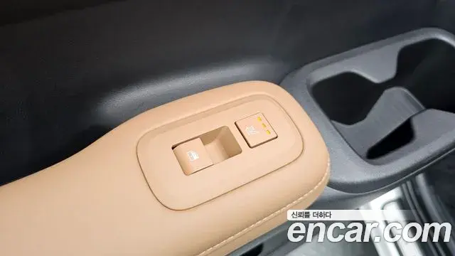 Hyundai Santa Fe 2024 — Photo 29/33