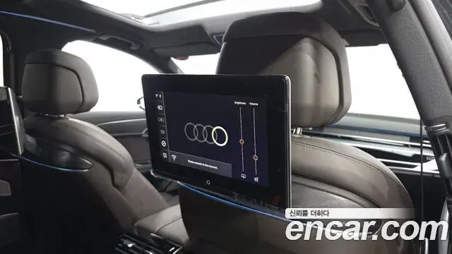 Audi A8 2023 — ფოტო 3/43