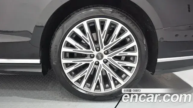 Audi A8 2023 — ფოტო 4/43