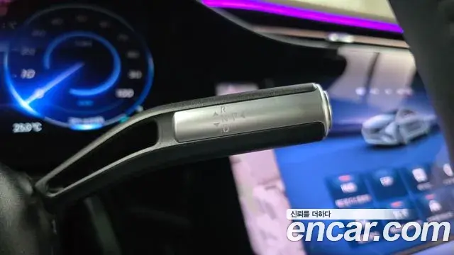 Mercedes-Benz EQS 2023 — Şəkil 9/36