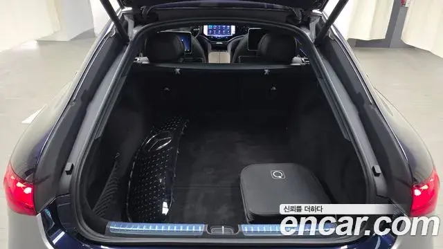 Mercedes-Benz EQS 2023 — Şəkil 26/36