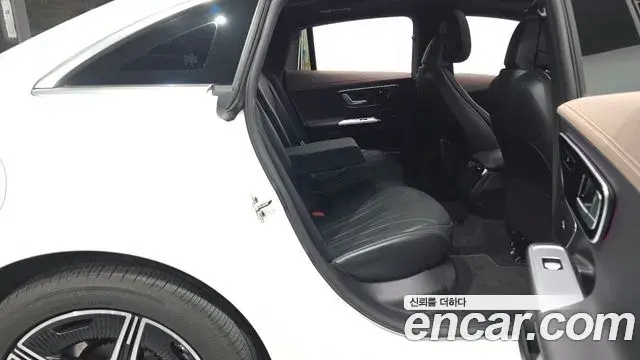 Mercedes-Benz EQE 2023 — Şəkil 5/33