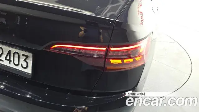 Volkswagen Jetta 2021 — Şəkil 28/30