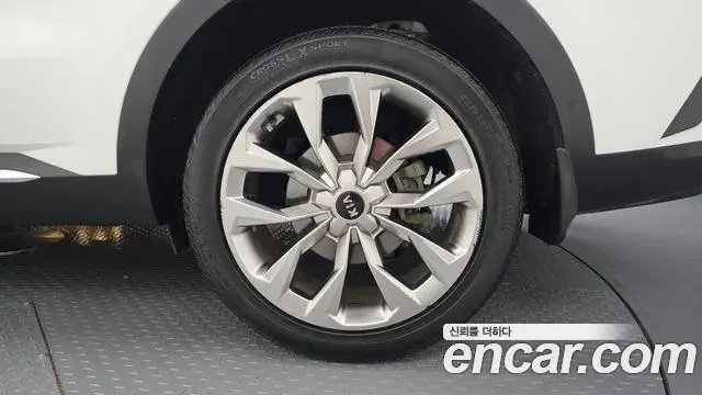 Kia Sorento 2020 — ფოტო 21/36