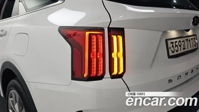 Kia Sorento 2020 — ფოტო 5/36