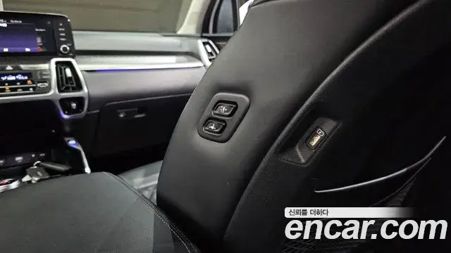 Kia Sorento 2020 — ფოტო 7/36