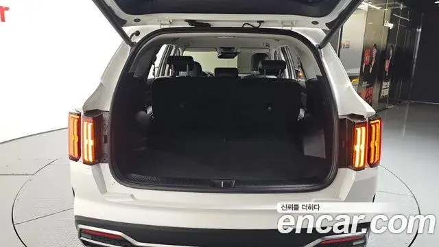 Kia Sorento 2020 — ფოტო 10/36