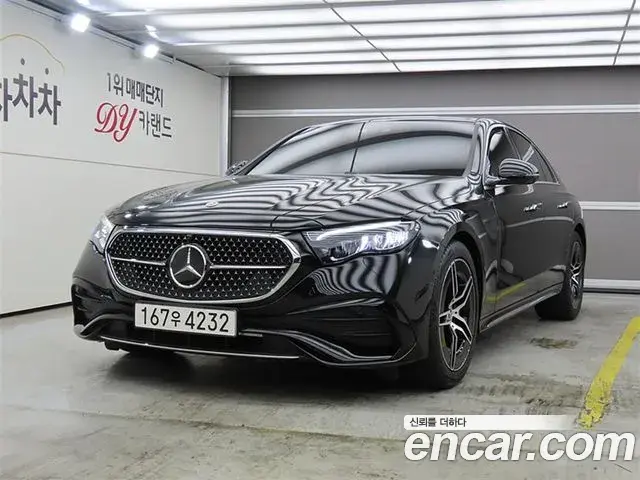 Mercedes-Benz E-Class 2025 — Фото 20/20