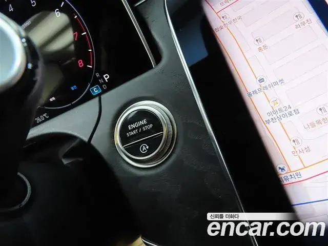 Mercedes-Benz E-Class 2025 — Фото 11/20