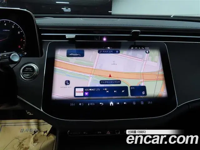 Mercedes-Benz E-Class 2025 — Фото 15/20