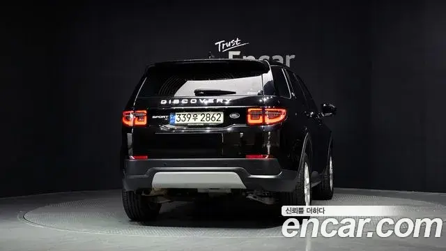 Land Rover Discovery Sport 2020 — Фото 4/20