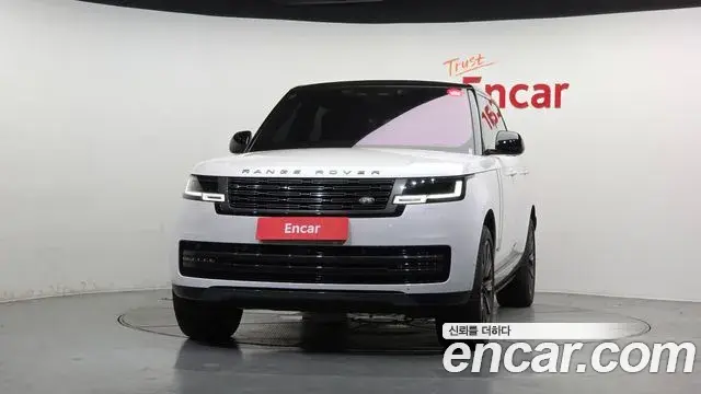 Land Rover Range Rover 2023 — ფოტო 6/20