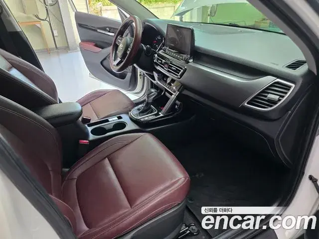 Kia Seltos 2019 — Şəkil 13/20