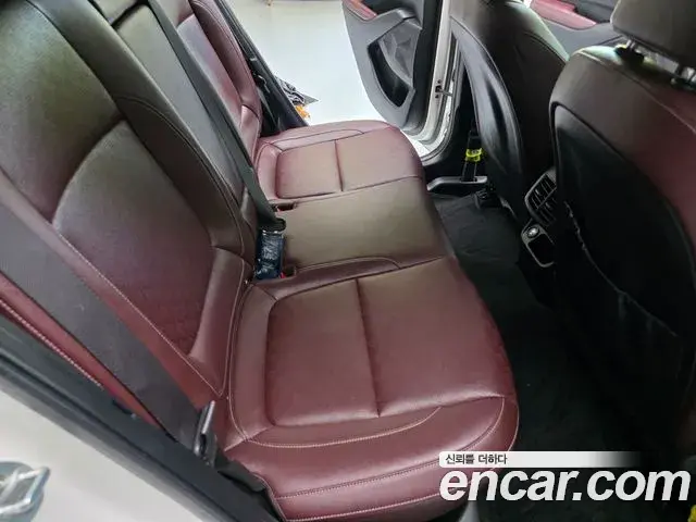 Kia Seltos 2019 — Şəkil 17/20