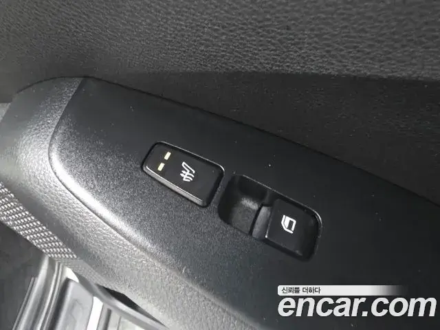 Kia Seltos 2019 — Şəkil 18/20