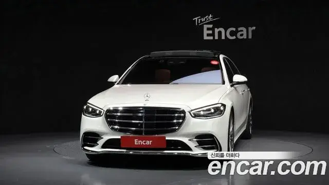 Mercedes-Benz S-Class 2022 — Photo 19/20