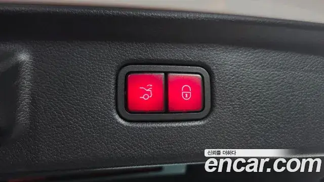Mercedes-Benz S-Class 2022 — Photo 8/20