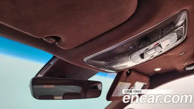 Genesis G90 2022 — Photo 11/42