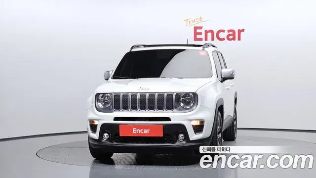 Jeep Renegade 2022 — Photo 29/32