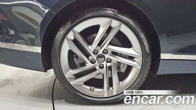 Genesis G80 2025 — ფოტო 26/35