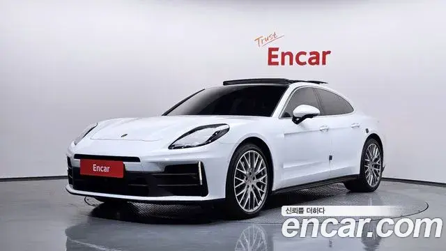 Porsche Panamera 2024 — Фото 1/20