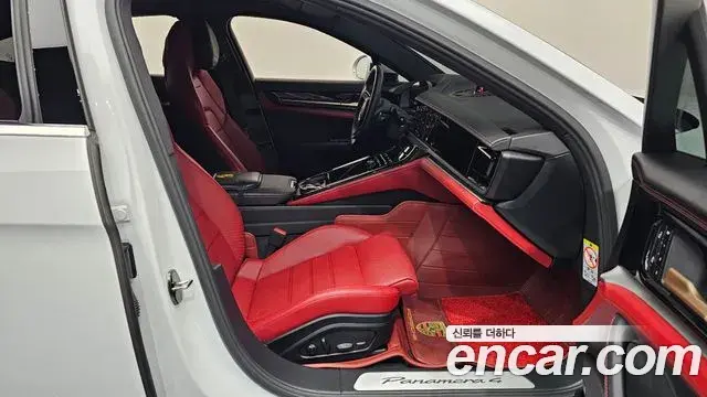 Porsche Panamera 2024 — ფოტო 9/38