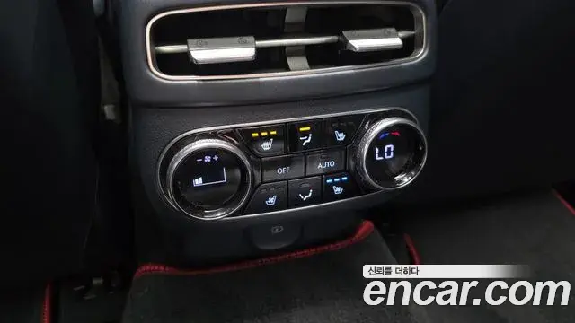 Genesis GV70 2021 — Photo 9/33