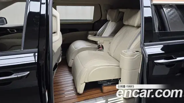Kia Carnival 2024 — Фото 12/20